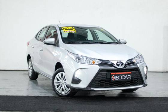 TOYOTA YARIS 1.5 16V FLEX SEDAN XL MULTIDRIVE TOYOTA YARIS 1.5 16V FLEX SEDAN XL MULTIDRIVE